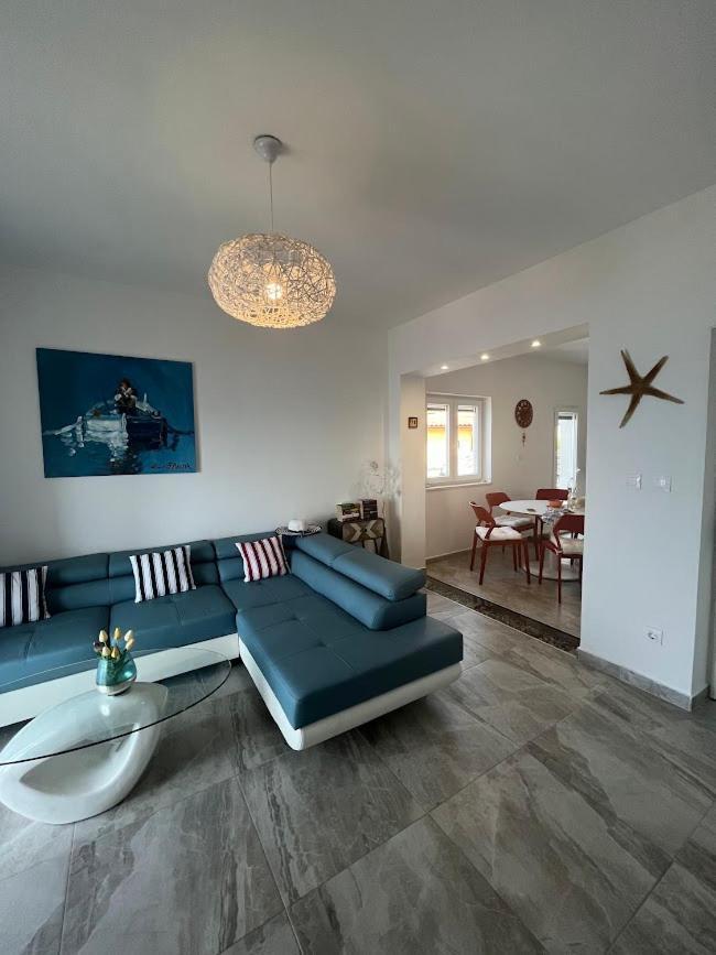 Blue Art Apartment Свети-Юрай Экстерьер фото